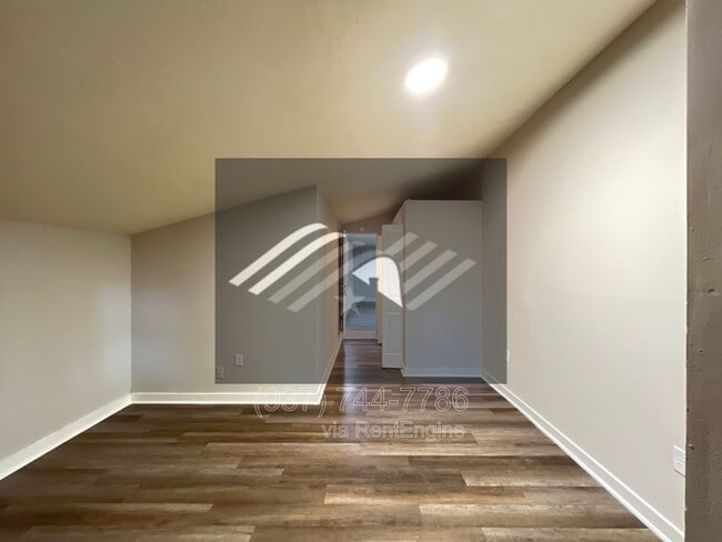 Building Photo - 1548 Lingo St