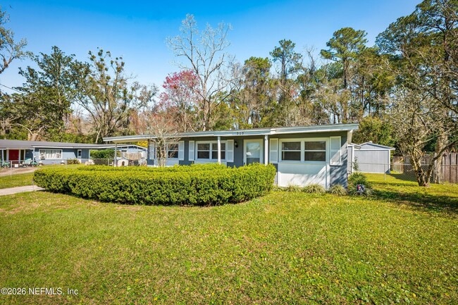 Building Photo - 909 Westgate Dr