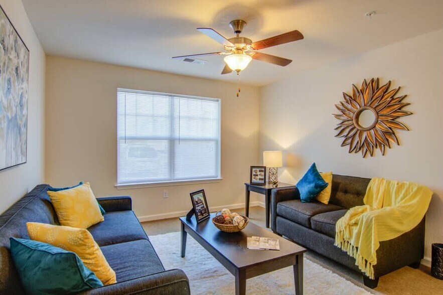 New Post Apartments 2000 Liberty Loop Fredericksburg VA 22408