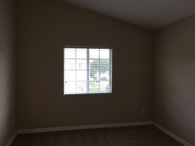 Building Photo - 10794RSD(100)