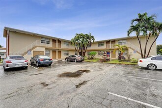 Building Photo - 111 SE 4th Ave