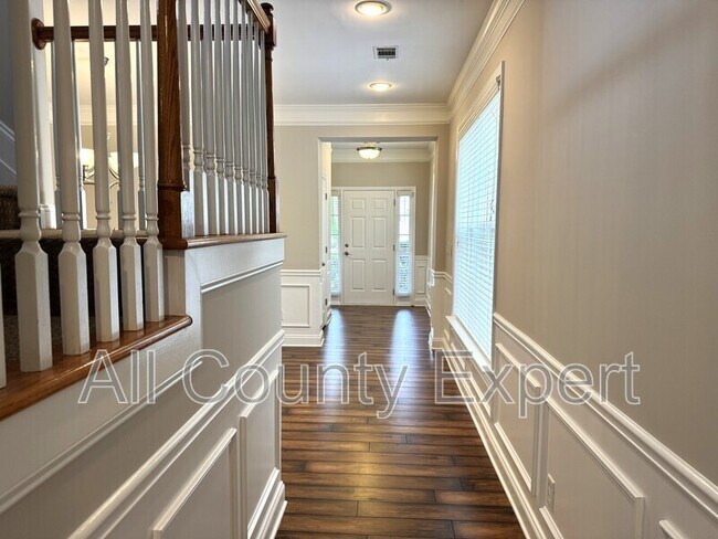Building Photo - 6020 Falls Landing Dr