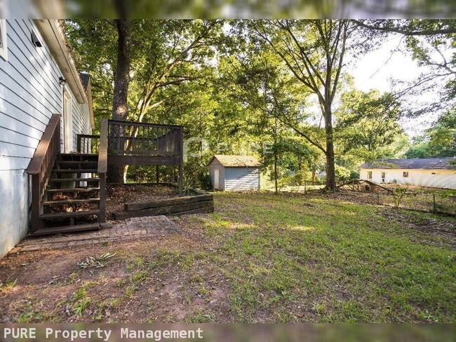 Building Photo - Price Drop Alert!  Fall Rental Specials Available! Neal Avenue Home!  Available Now