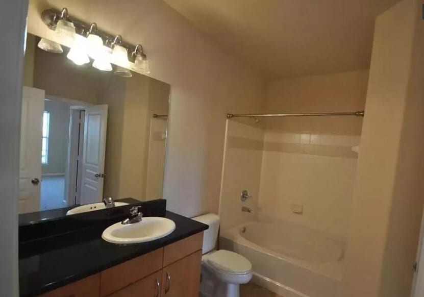 Building Photo - 8290 Gate Pky W