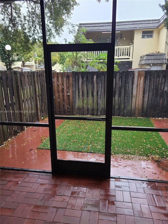 Building Photo - 8633 SW 137th Ave