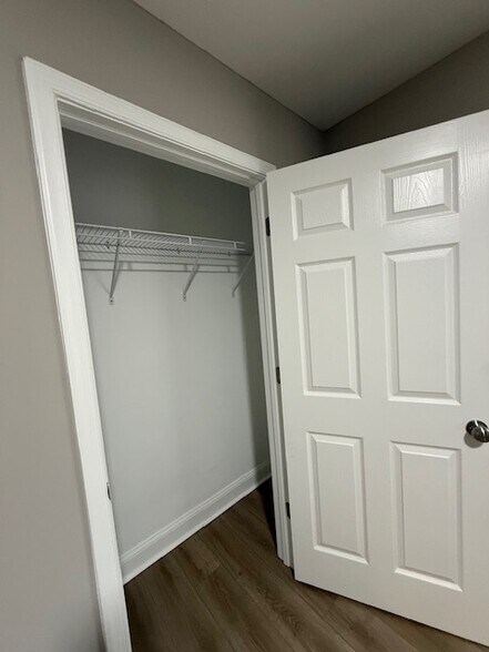 MBR Closet - 408 E King St