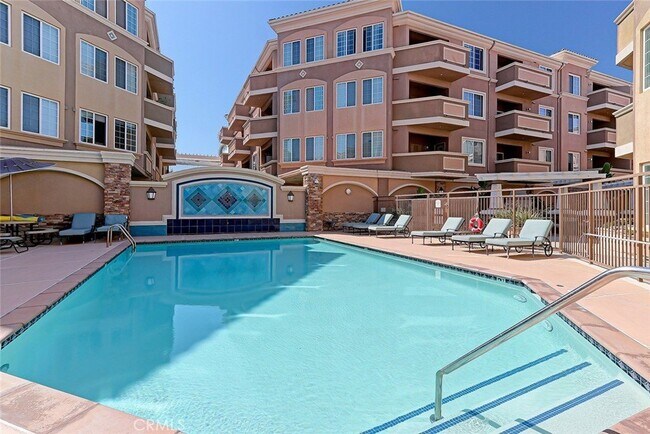 Building Photo - 2750 Artesia Blvd