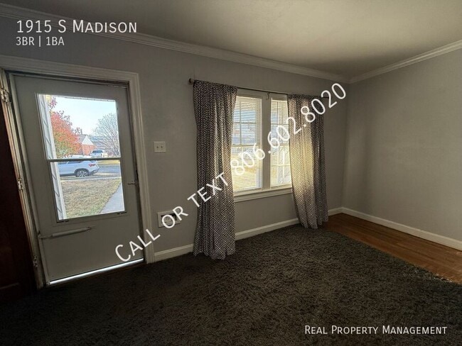 Building Photo - 1915 S Madison-