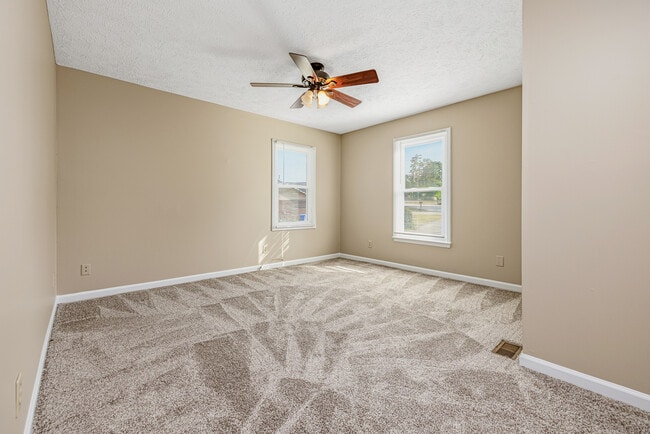 Building Photo - 1583 Winnabow Dr