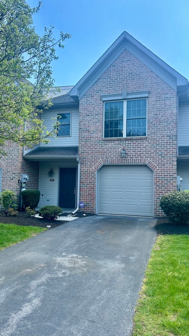 Primary Photo - 424 Waverly Woods Dr