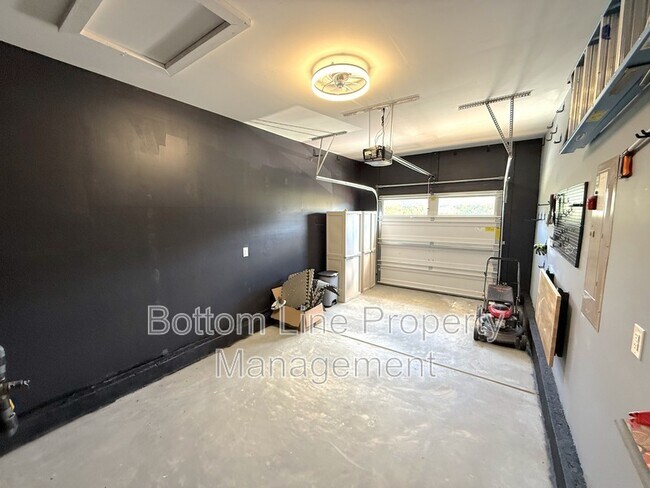 Building Photo - 13220 Poetry Wy