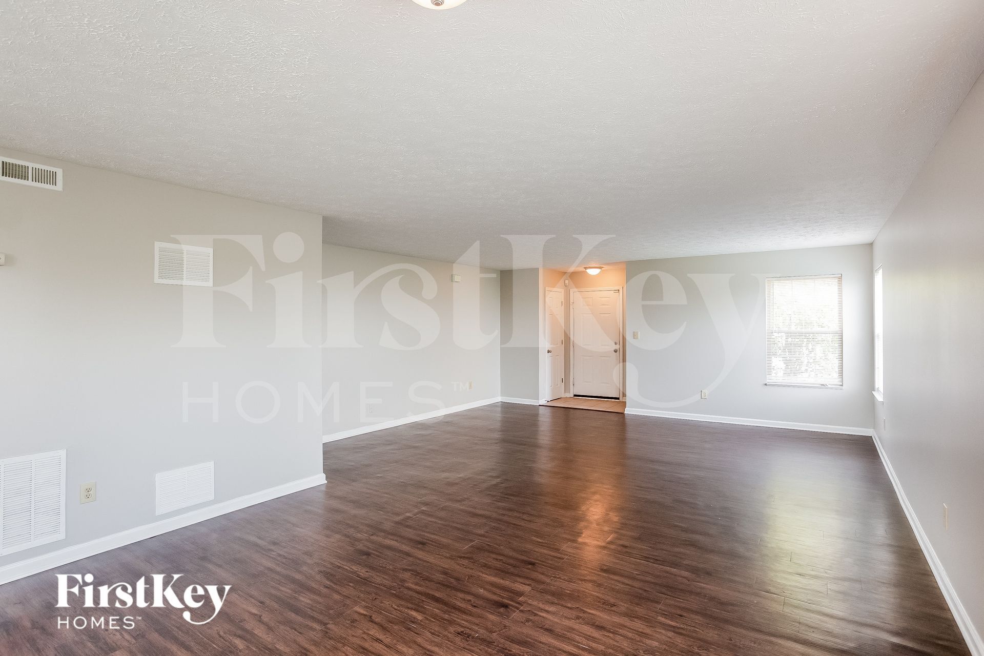 Building Photo - 6802 N Denton Ct