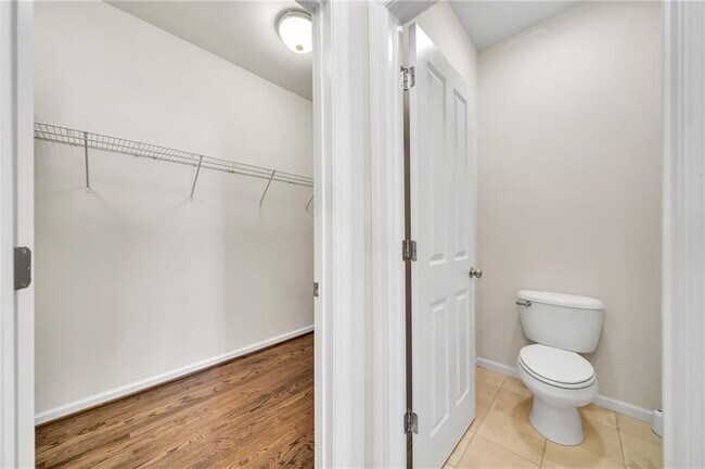 Building Photo - 3676 Brookhaven Manor Crossing NE