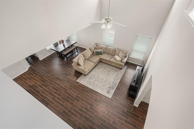 Building Photo - 13202 Villa Sola Dr