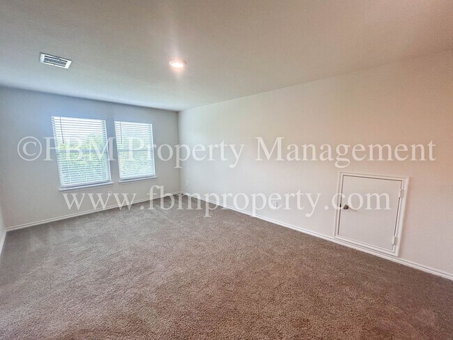 Building Photo - 935 Keystone Ct