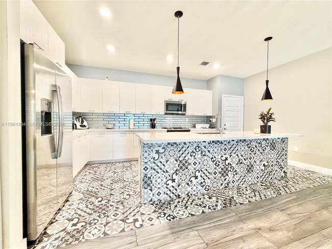 Building Photo - 4861 NW 83rd Path