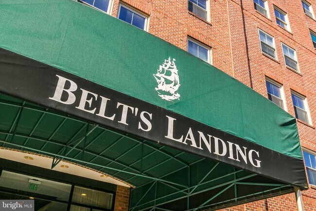 Building Photo - 960 Fell St