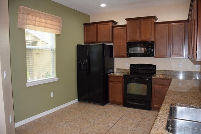 Building Photo - 1516 Scarlet Oak Loop