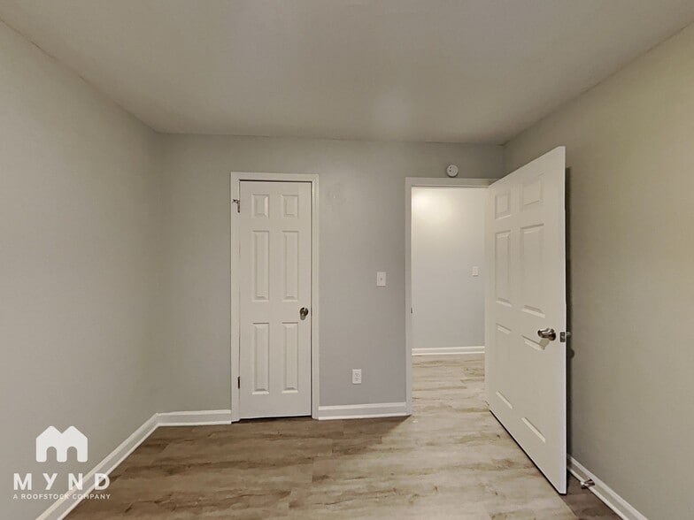 Building Photo - 82 Brenda Ln