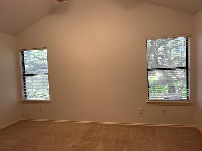 Building Photo - 11901 Swearingen Dr