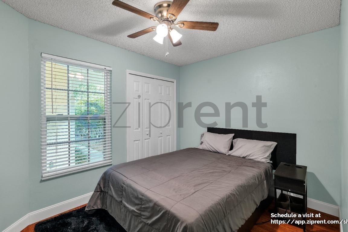 Building Photo - 208 Pap Finn Ct