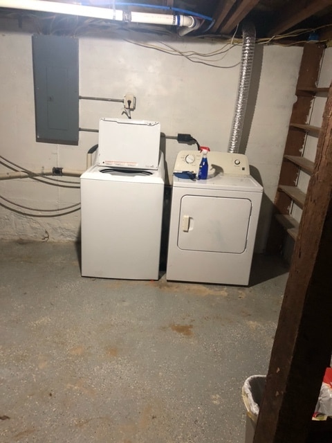 Building Photo - 1507 N Battin St