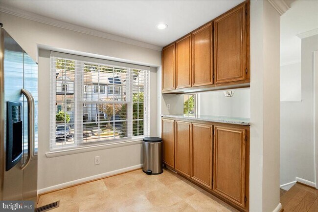 Primary Photo - 8316 Linden Oaks Ct