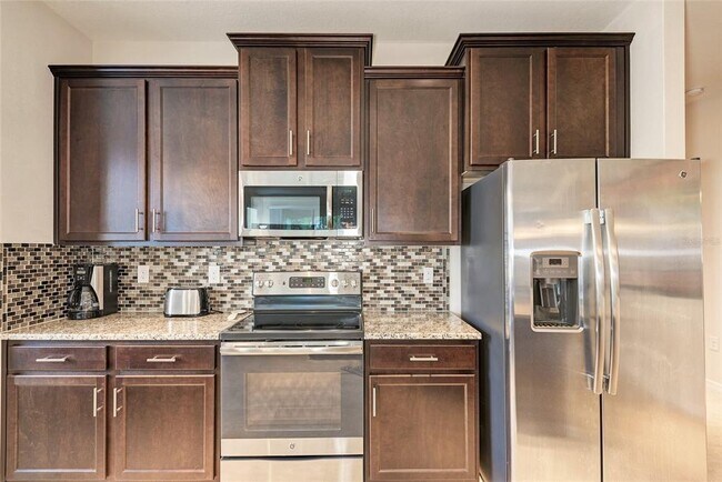 Building Photo - 8382 Enclave Way