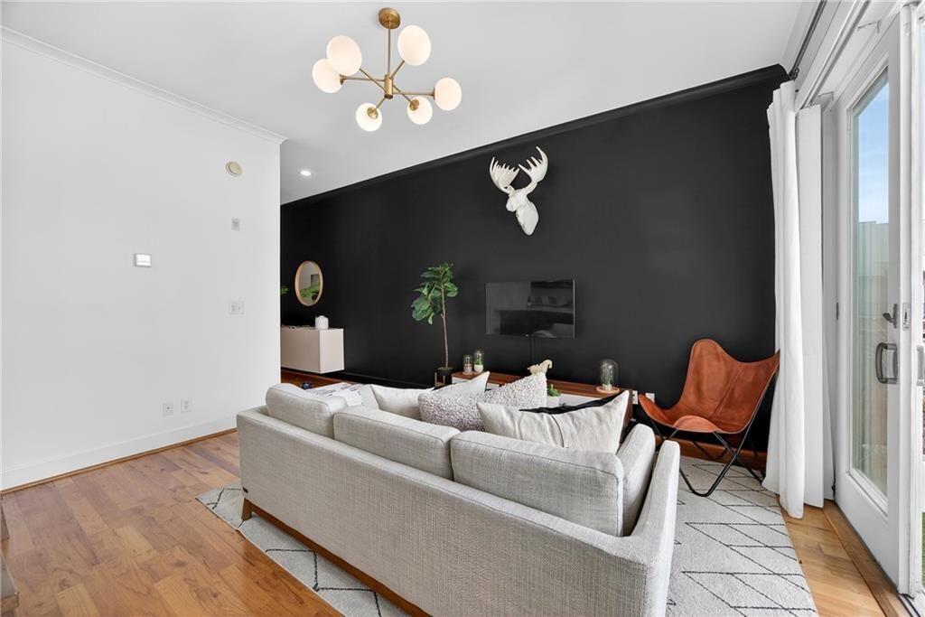 Building Photo - 384 Ralph McGill Blvd NE