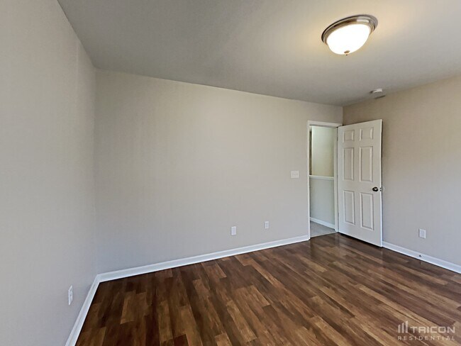 Building Photo - 7219 William Reynolds Dr