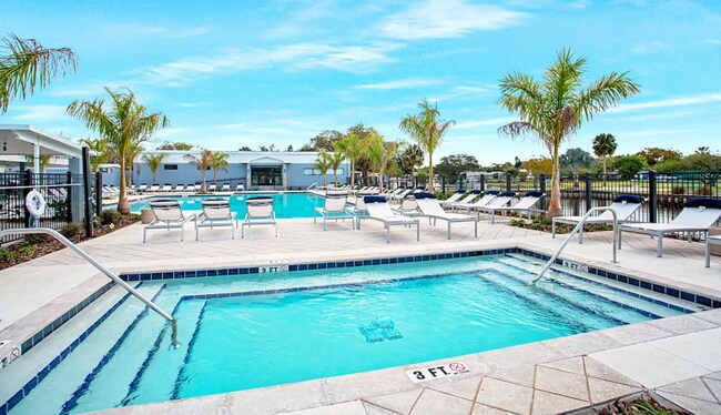 Building Photo - Cozy 1 bedroom furnished in Resort Style Community