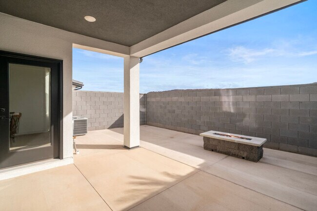 Building Photo - 1709 Ripple Rock Dr