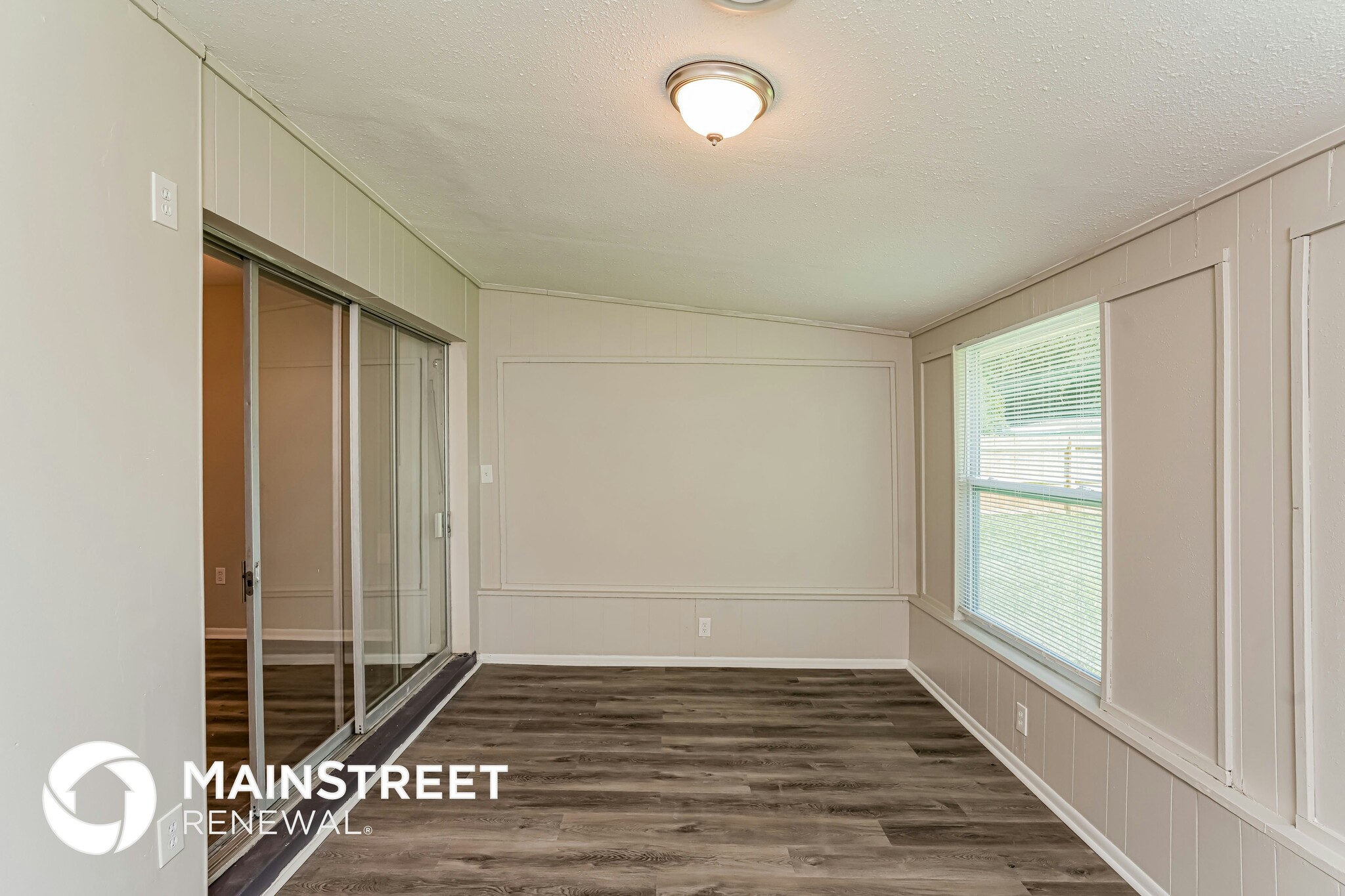 Building Photo - 604 Shamrock Blvd