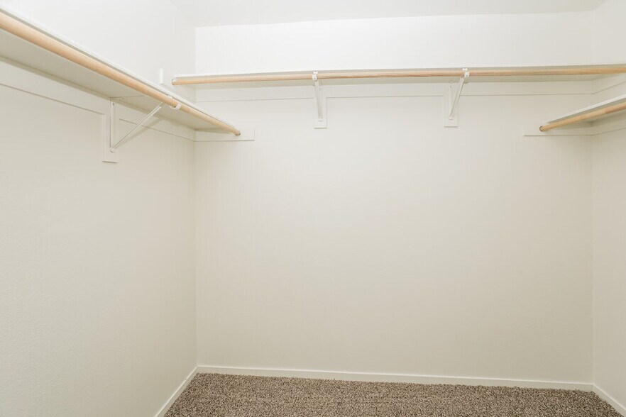 Building Photo - 6333 Blushing Willow St