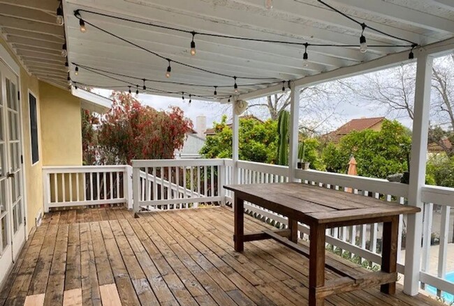 Building Photo - Character Filled Craftsman with a Pool!