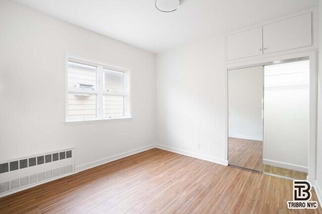 Building Photo - 4 bedroom in BROOKLYN NY 11214