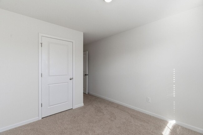 Building Photo - New Construction in Brightwood Farms! End unit!