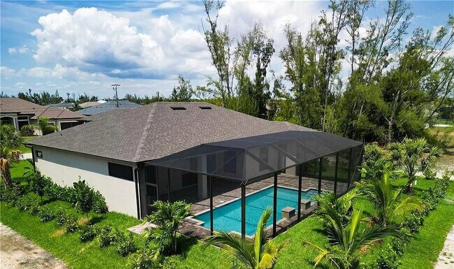 Building Photo - 4406 NW 20th Terrace