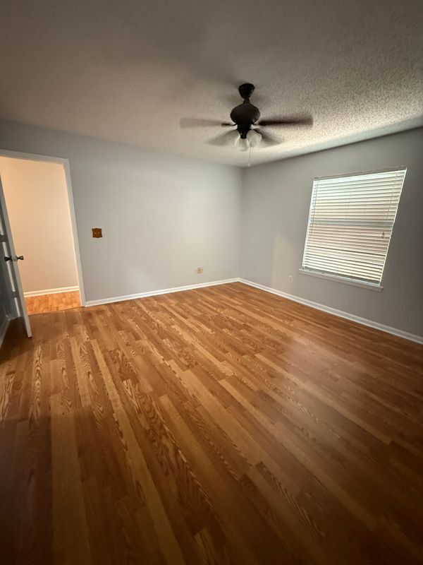 Building Photo - 12615 Enchanted Hollow Dr