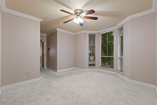 Building Photo - Charming 2 Story on Corner Lot