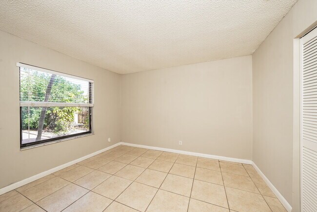 Building Photo - 80 Baytree Cir