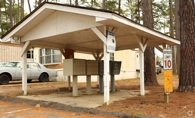 Building Photo - 3765 Gordon Hwy
