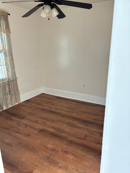 Building Photo - 240 Sommerville Pl