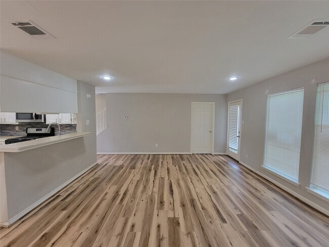 Building Photo - 20918 Park Pine Ln