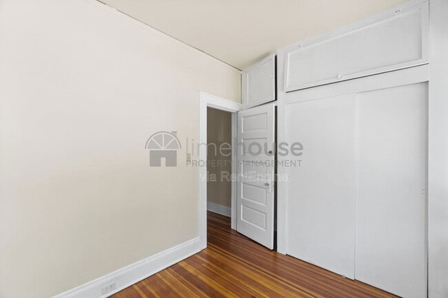 Building Photo - 1706 Hampton Blvd