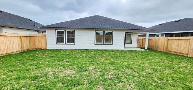 Building Photo - 1122 Toledo Bend Pass