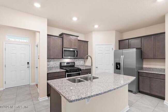 Building Photo - 49 Coastline Wy