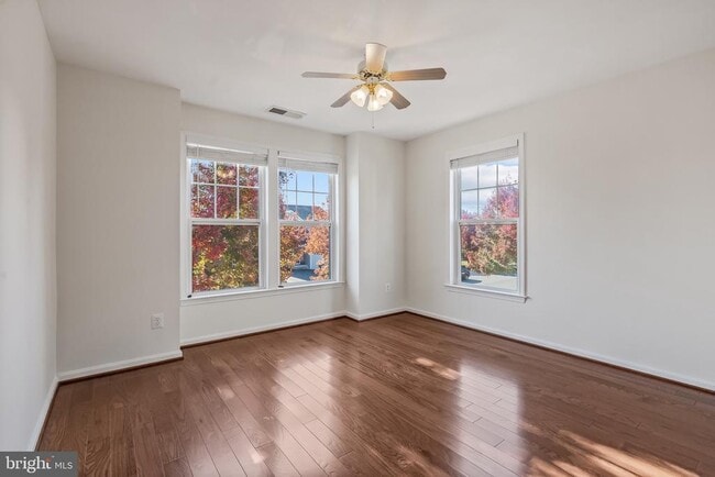 Building Photo - 41980 Ural Dr