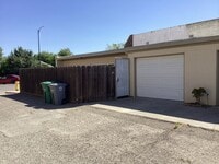 Building Photo - Very Nice One Bedroom Home Now Available In Gustine