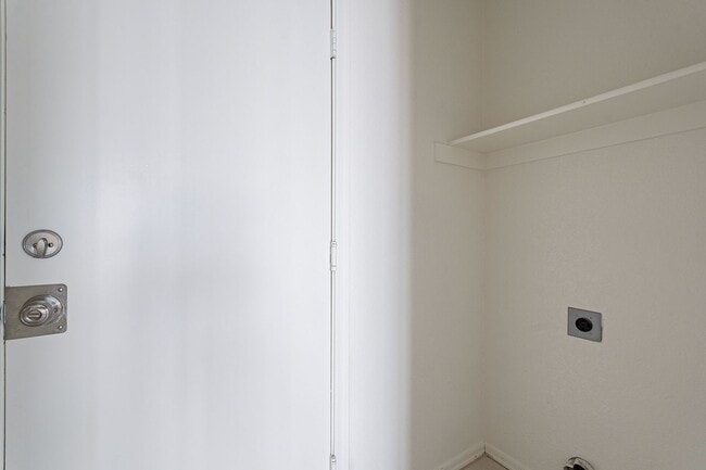Building Photo - Home in Chandler for rent